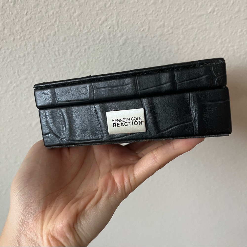 Kenneth Cole Reaction Black Key Holder and Wallet Set - Picture 2 of 9